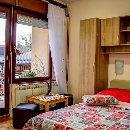 סלוניי Rooms Marijana Obrovac חדר תמונה